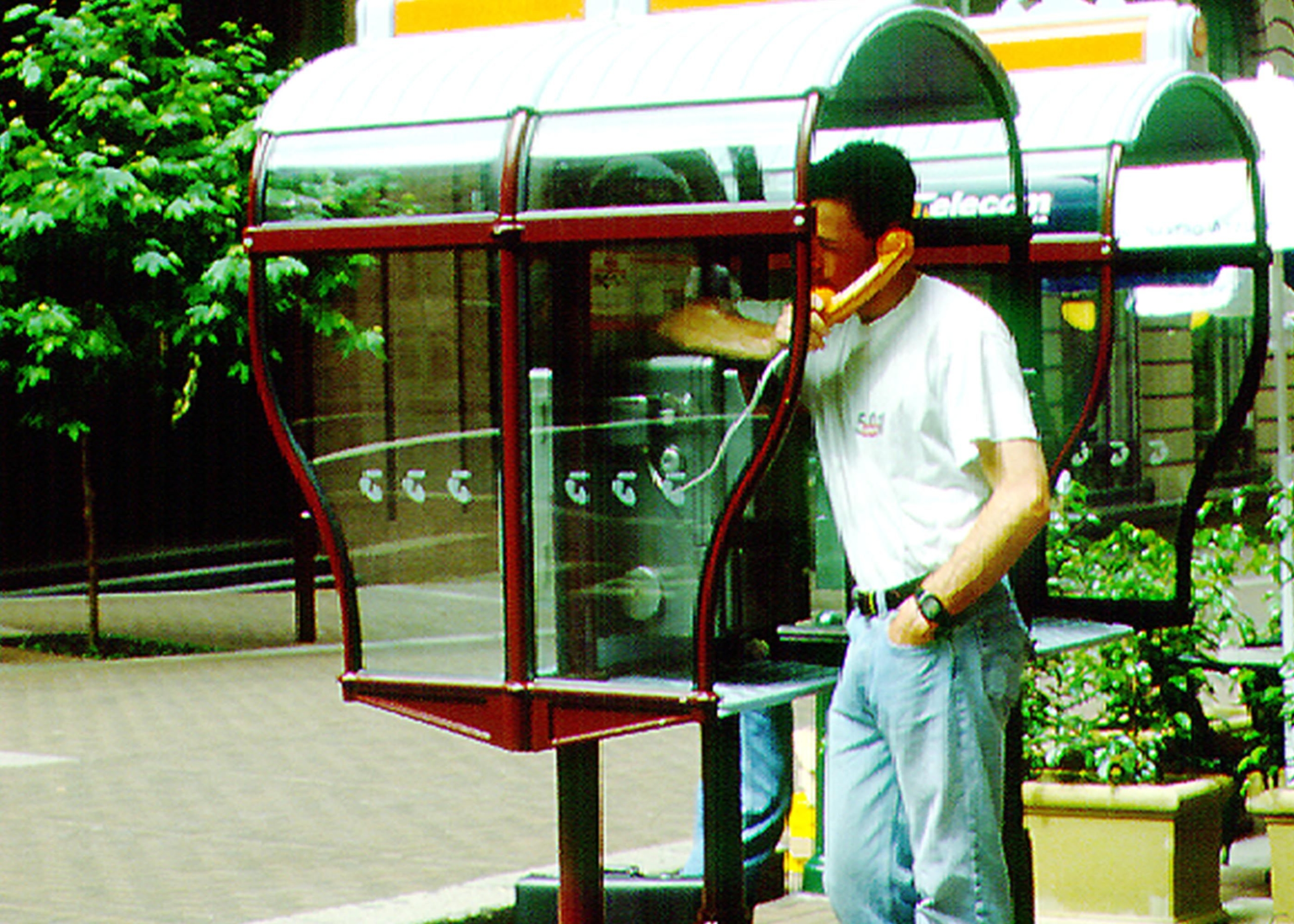 Telstra Street Aluminium CM+ Phone Booth