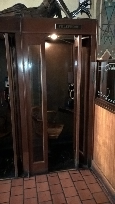 US-WE-17 7-type booth (3 DOOR