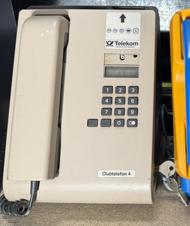 German Payphone- Münzfernsprecher Clubtelefon CT4