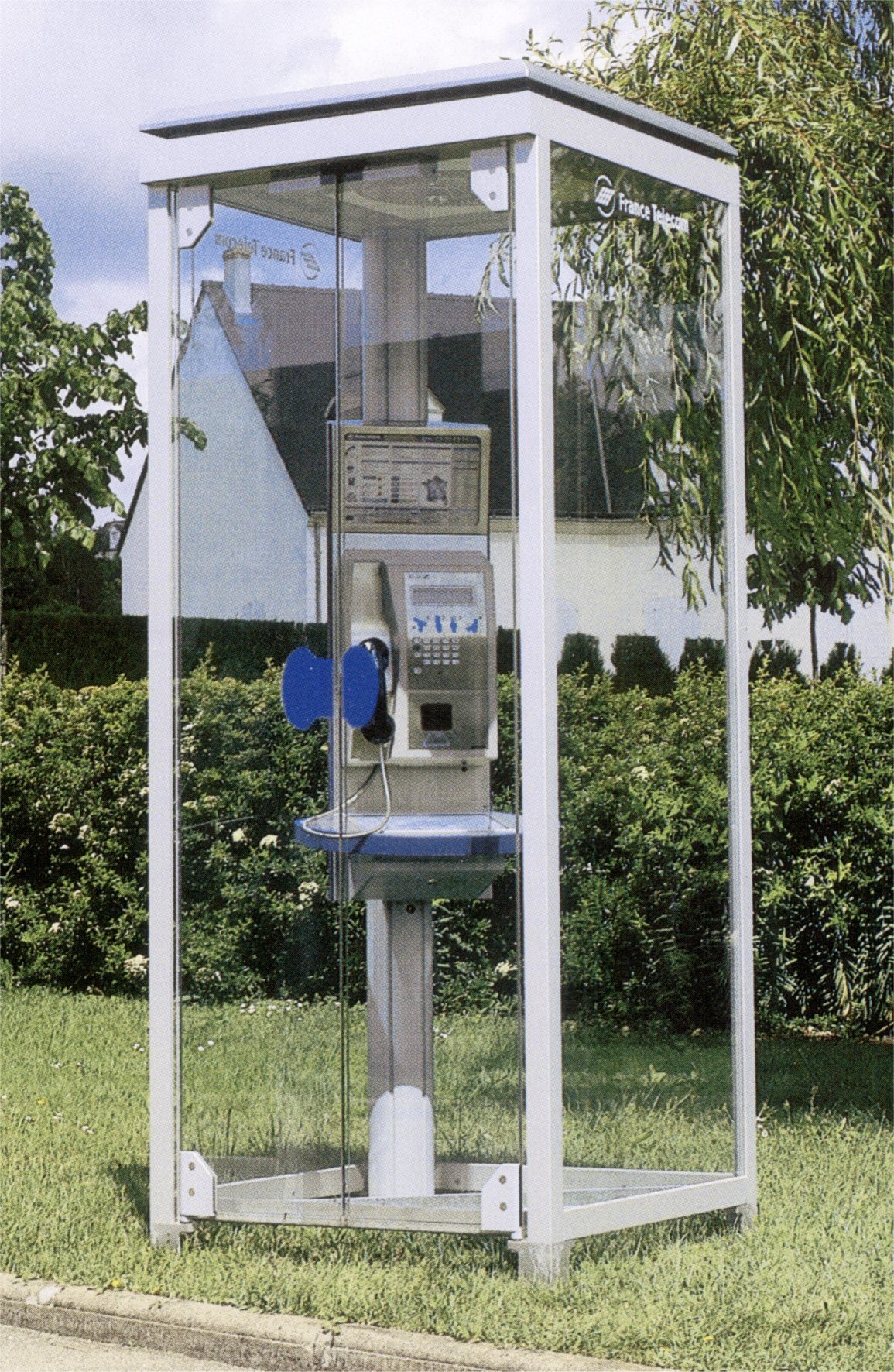 French PHONE BOOTH- CABINE C95