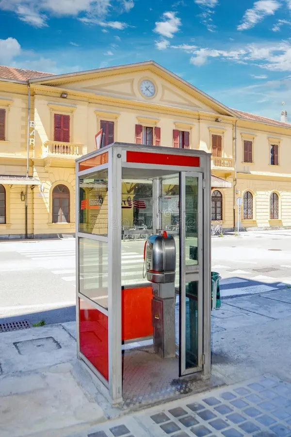 Italian Phone Booth- SIP Italian Cabinet