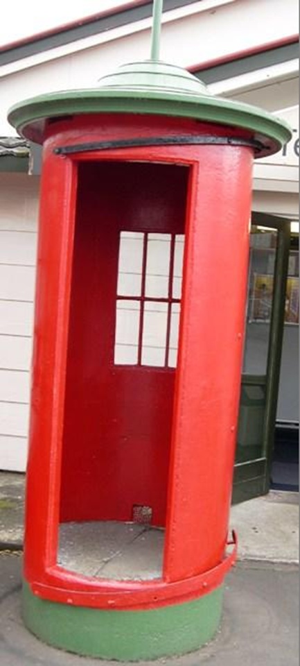New Zealand phonebooth- Circular Concrete (“Pipe”) Kiosk